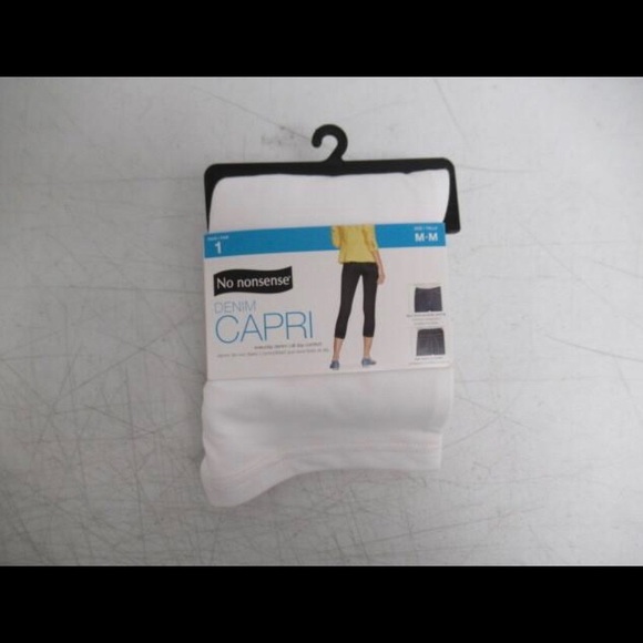 Women's Denim Capri Leggings With Pockets - Picture 4 of 4